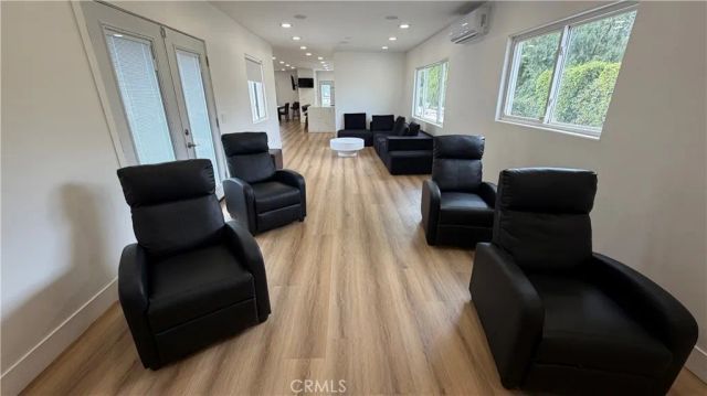 5855 Shirley Avenue, Tarzana, CA 91356