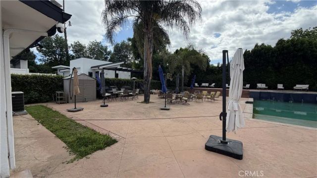 5855 Shirley Avenue, Tarzana, CA 91356