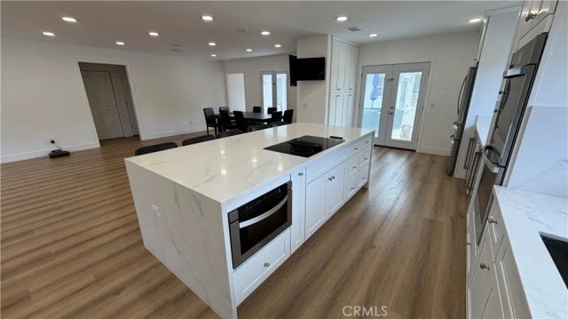 5855 Shirley Avenue, Tarzana, CA 91356