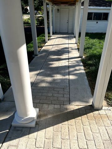 201 W Potomac Avenue, Lombard, IL 60148