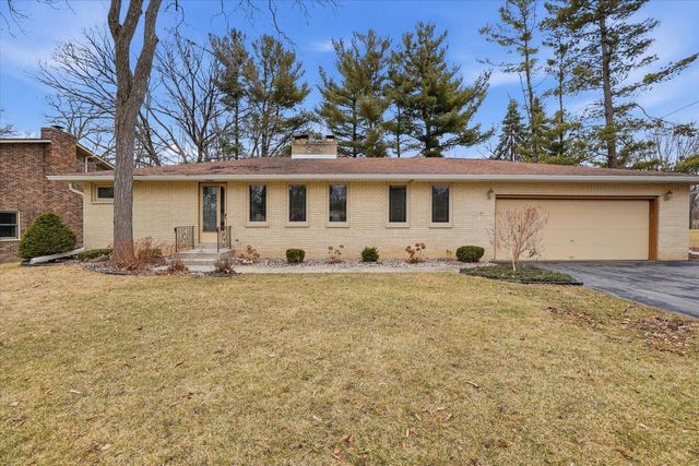 1323 97th AVENUE, Kenosha, WI 53144