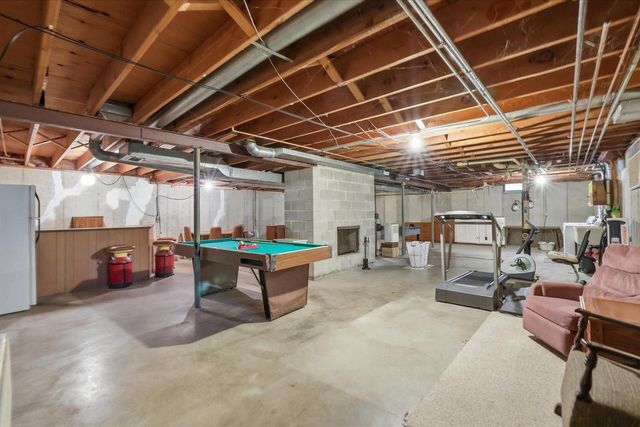 1323 97th AVENUE, Kenosha, WI 53144