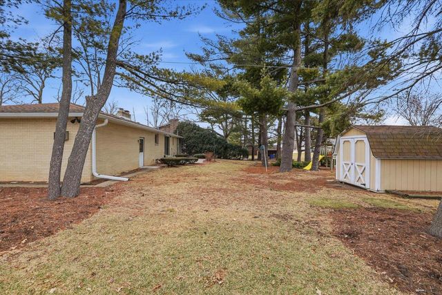 1323 97th AVENUE, Kenosha, WI 53144