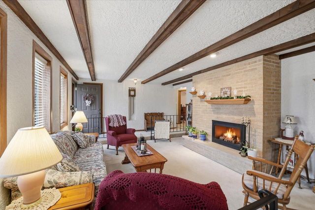 1323 97th AVENUE, Kenosha, WI 53144