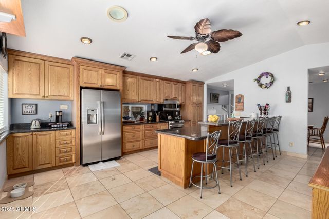 17466 N 64TH Avenue, Glendale, AZ 85308