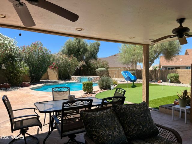 17466 N 64TH Avenue, Glendale, AZ 85308