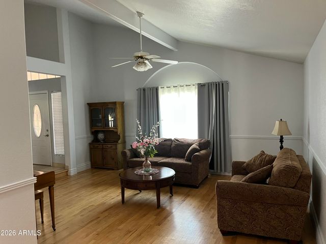 17466 N 64TH Avenue, Glendale, AZ 85308