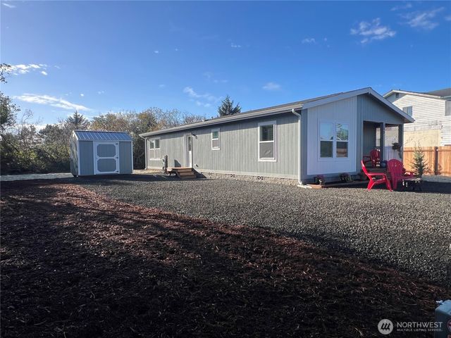 175 Wishkah Street, Ocean Shores, WA 98569