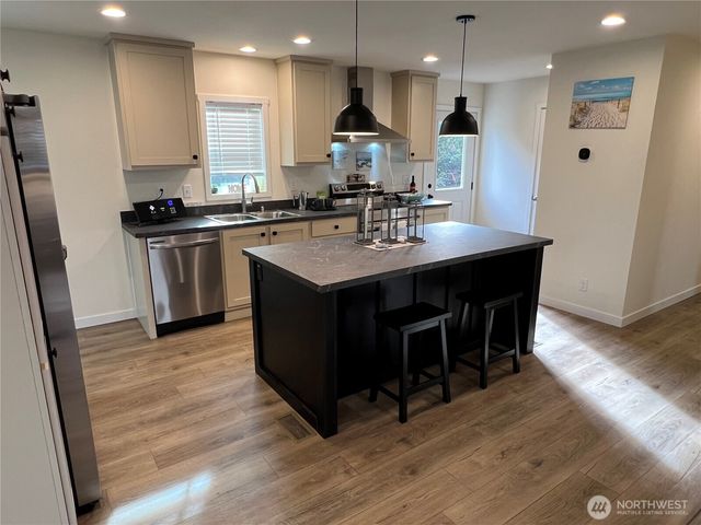 175 Wishkah Street, Ocean Shores, WA 98569