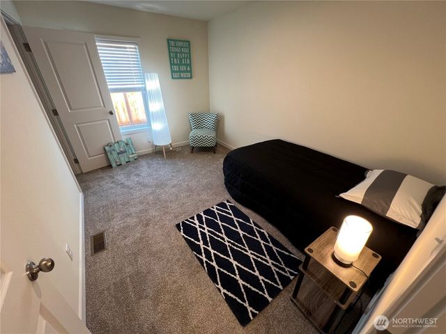 175 Wishkah Street, Ocean Shores, WA 98569