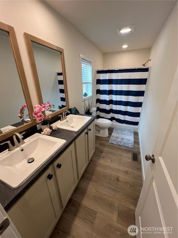 175 Wishkah Street, Ocean Shores, WA 98569