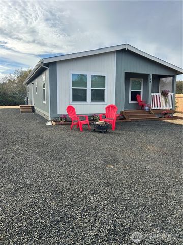 175 Wishkah Street, Ocean Shores, WA 98569