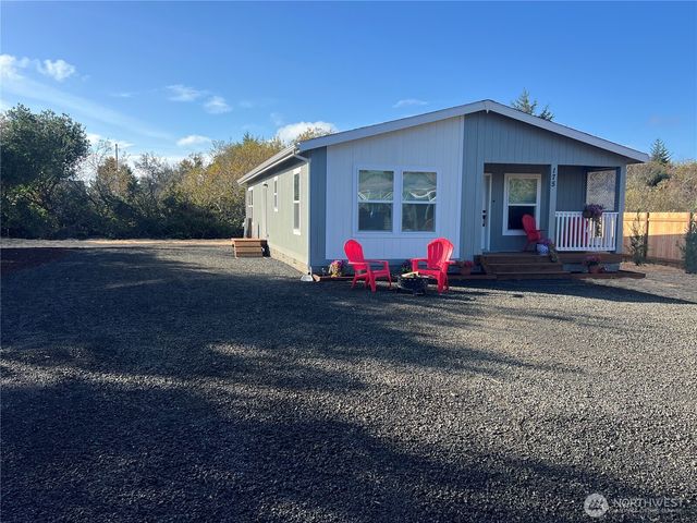 175 Wishkah Street, Ocean Shores, WA 98569