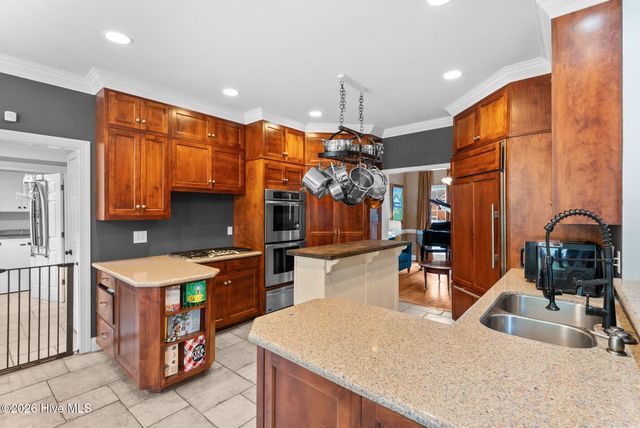 3762 W Lake Drive, Martinez, GA 30907