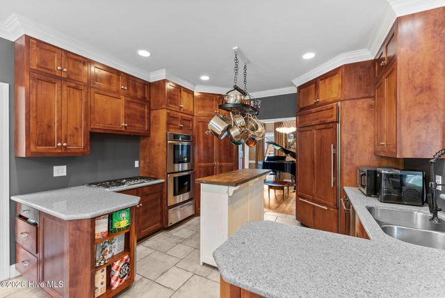 3762 W Lake Drive, Martinez, GA 30907
