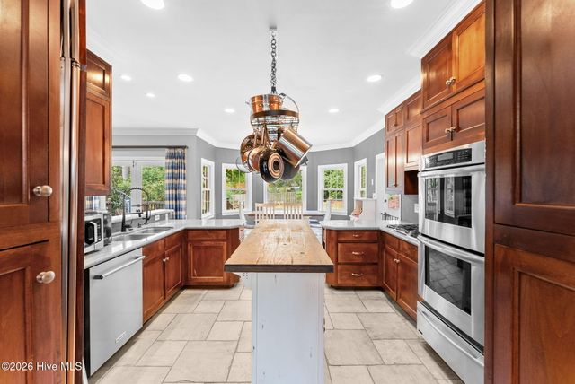3762 W Lake Drive, Martinez, GA 30907