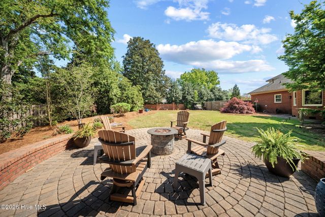 3762 W Lake Drive, Martinez, GA 30907