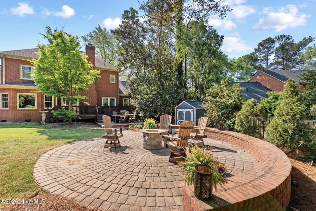 3762 W Lake Drive, Martinez, GA 30907