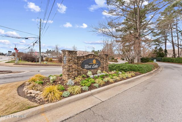 3762 W Lake Drive, Martinez, GA 30907