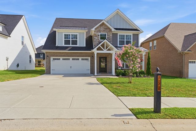979 Alton Dr, Clarksville, TN 37043