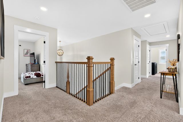 979 Alton Dr, Clarksville, TN 37043