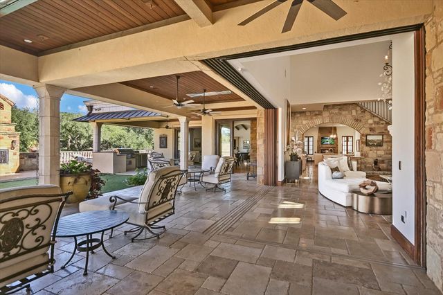 252 LA SERENA LOOP, Horseshoe Bay, TX 78657