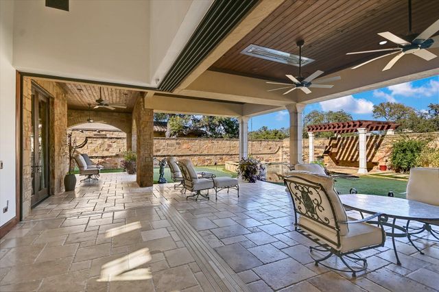 252 LA SERENA LOOP, Horseshoe Bay, TX 78657