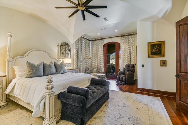 252 LA SERENA LOOP, Horseshoe Bay, TX 78657
