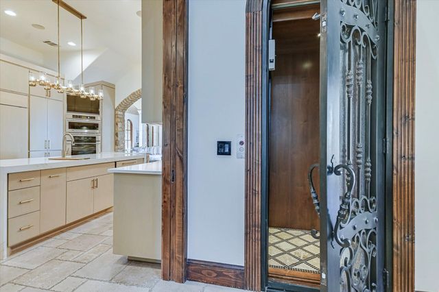 252 LA SERENA LOOP, Horseshoe Bay, TX 78657