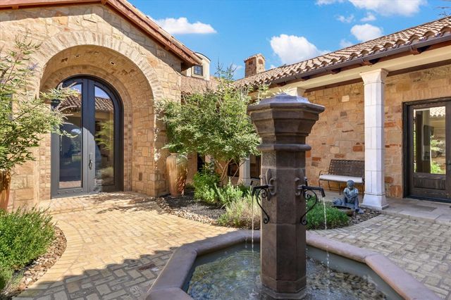 252 LA SERENA LOOP, Horseshoe Bay, TX 78657