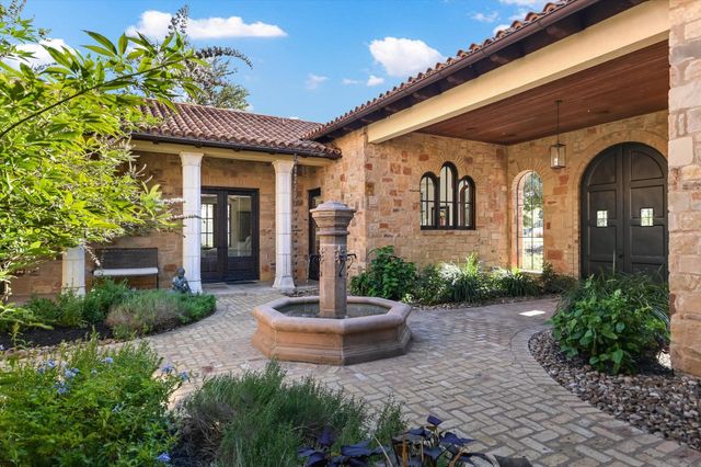252 LA SERENA LOOP, Horseshoe Bay, TX 78657