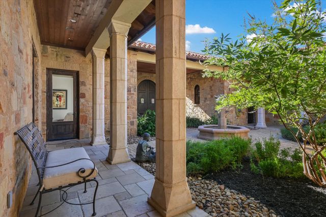 252 LA SERENA LOOP, Horseshoe Bay, TX 78657