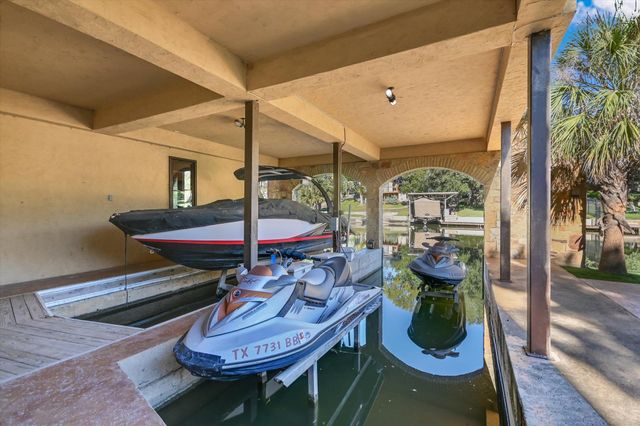 252 LA SERENA LOOP, Horseshoe Bay, TX 78657