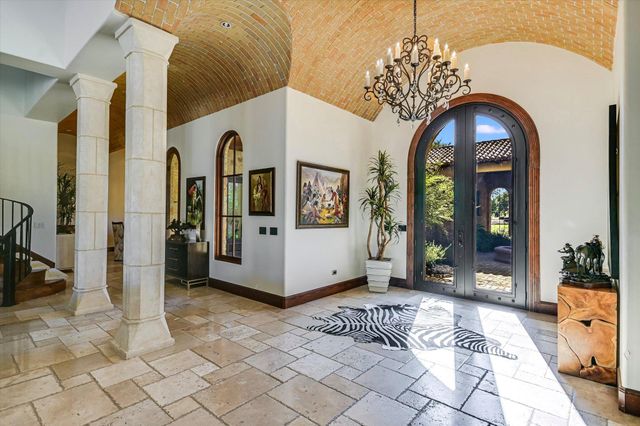 252 LA SERENA LOOP, Horseshoe Bay, TX 78657