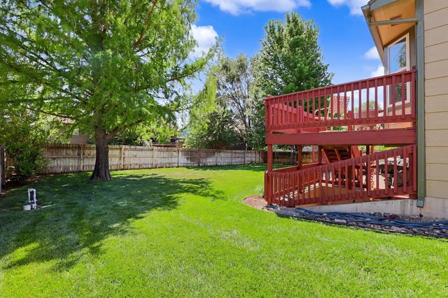 1326 S Summit Rd, Derby, KS 67037