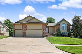 1326 S Summit Rd, Derby, KS 67037