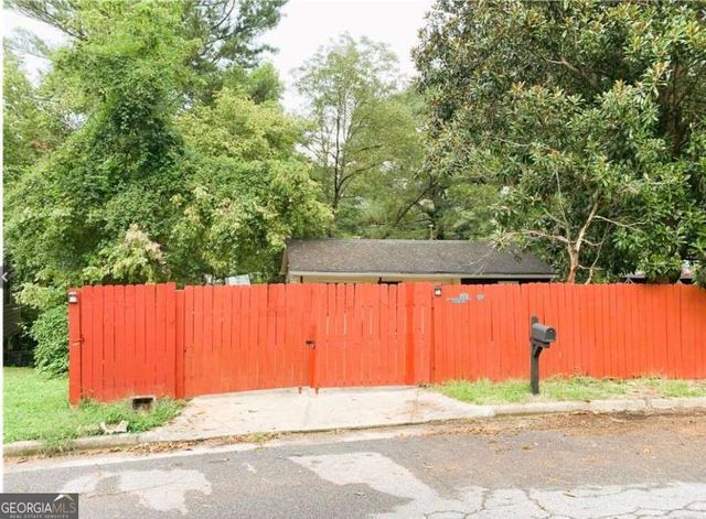 1551 Ferno Drive NW, Atlanta, GA 30318