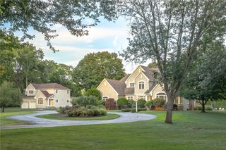 50 Kenyon Avenue, East Greenwich, RI 02818