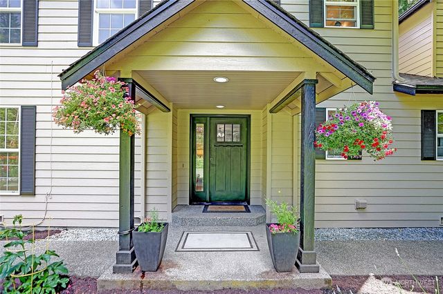 4433 Village Road, Stanwood, WA 98292