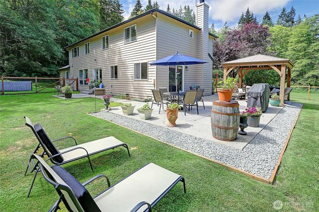 4433 Village Road, Stanwood, WA 98292