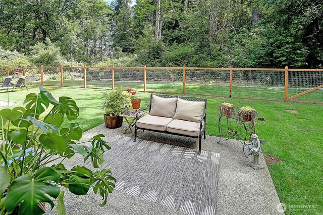4433 Village Road, Stanwood, WA 98292