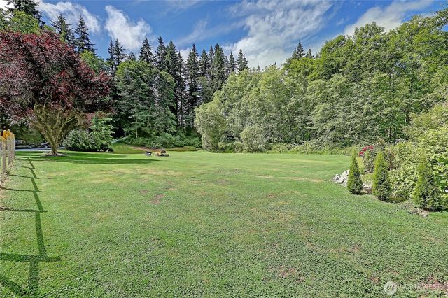4433 Village Road, Stanwood, WA 98292
