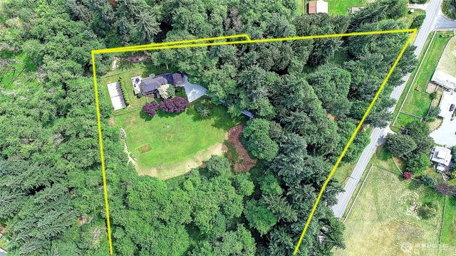 4433 Village Road, Stanwood, WA 98292