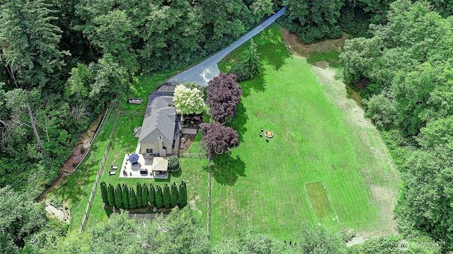 4433 Village Road, Stanwood, WA 98292