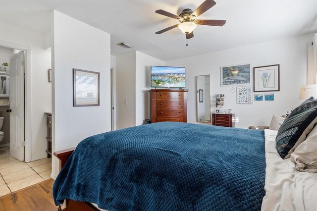 903 BYRON LANE, Sarasota, FL 34243