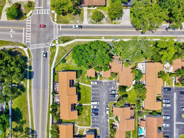903 BYRON LANE, Sarasota, FL 34243