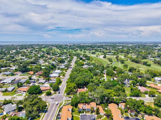 903 BYRON LANE, Sarasota, FL 34243