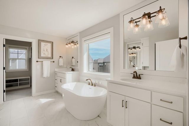 10238 Shadyview Lane N, Maple Grove, MN 55311