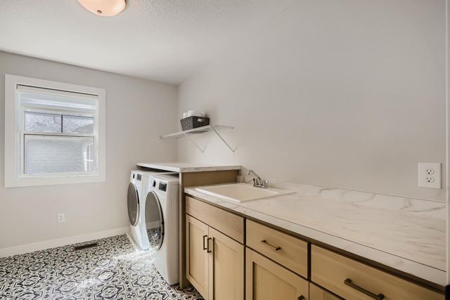 10238 Shadyview Lane N, Maple Grove, MN 55311