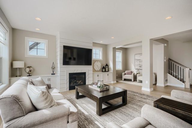 10238 Shadyview Lane N, Maple Grove, MN 55311